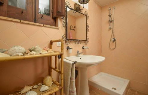 Nice Home In Montauro With Wifi - Photo 13