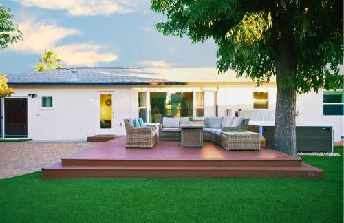 Cheerful 3BR Bar, Jacuzzi & Kids Treehouse - Foto 1