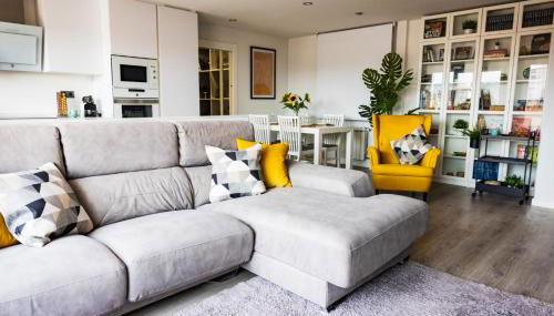 Lujoso ático entre 2 playas con garaje, terraza, vistas y wifi - Foto 2