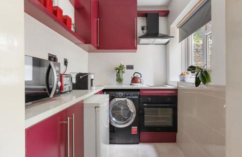 King Studio Apartment with Garden and Parking - Foto 10