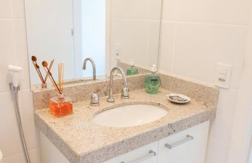 Apto na Barra da Tijuca próximo a praia - Foto 65