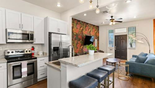 Garden District 3BD 2BA Parking Stylish & Unique - Foto 3