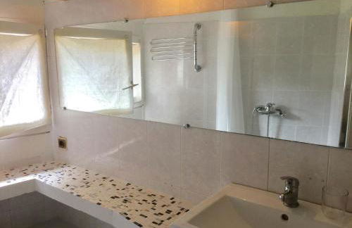 La petite maison d’à côté, au n°11 - Foto 11