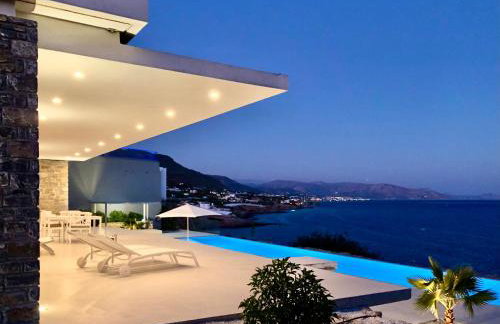 Kuro Beach House - Oceanfront Luxury & 25m pool - Foto 42