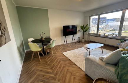 Cozy Apartment with Balcony I free Parking I WiFi - Foto 26