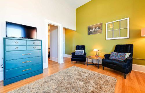 Historic Decatur Apt with City Square Views - Foto 20