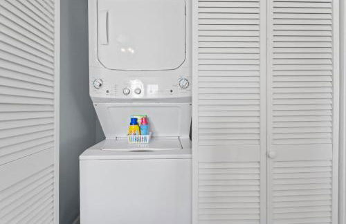 Suite Flamingo Pointe with Shared POOL - Foto 15