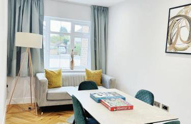 4 Beds Work Housing Near Croydon with Free Parking, High Speed WIFI sleeps up to 9 - Foto 15