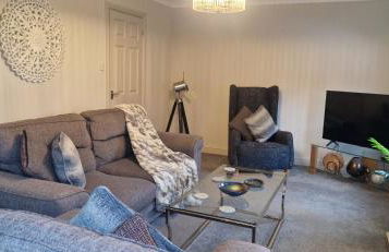 Stunning Fir Tree Corner 3 bedroom detached Executive house ideal wedding guest family home with free drive way CCTV parking for 2 vehicles or LWB Van M5 1 mile away dogs welcome by prior arrangement - Foto 14