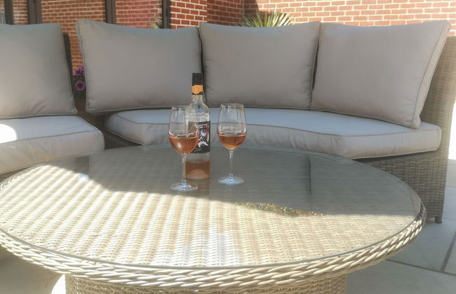 Charming 1-bedroom Apartment Near South Downs - Foto 10