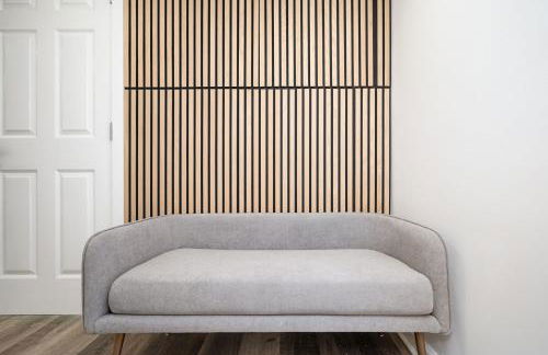 Chic 2-Bed Haven with Vibrant Décor in SE Atlanta - Foto 9