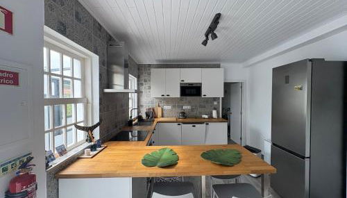 Casa da Figueira - Photo 3, stove, dishwasher