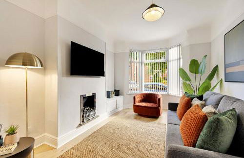 Balfour House - Air Host & Stay - Sleeps 8, free parking - Foto 1