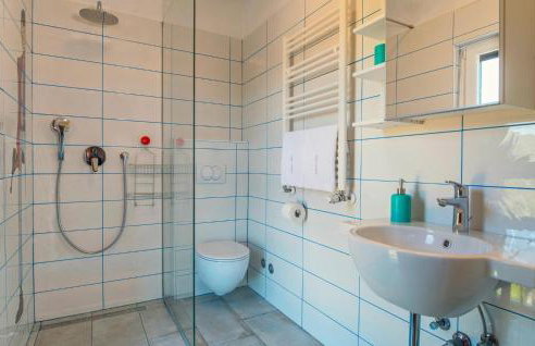 Villa with Swimming Pool, Outdoor Kitchen, Sauna, Hot Tub, Play Area, Sea View - Foto 135