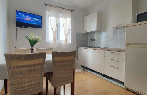 Apartments by the sea Igrane, Makarska - 10033 - Photo 21