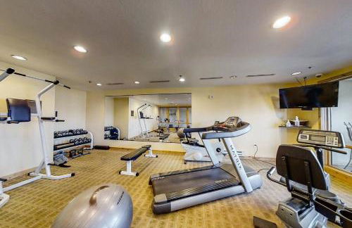 Top Floor Deer Valley Gondola Lakefront Condo- Great views - Photo 28