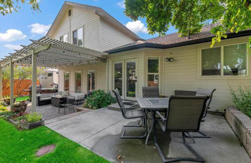 5BR Meridian Retreat Fire Pit BBQ Sleeps 12 - Foto 33