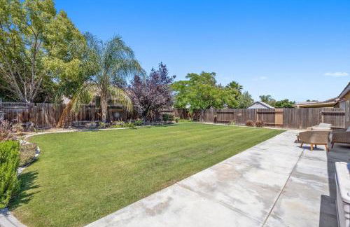 Relaxing 4BR 2BA Sleeps 8 Family Friendly - Photo 19