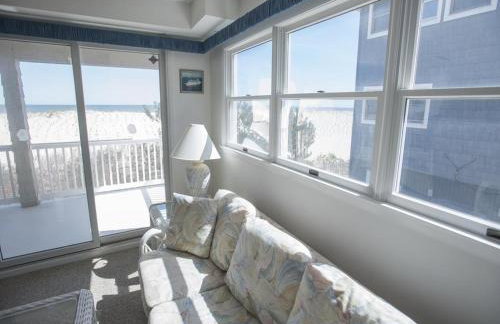 Ocean Front, Wi-Fi, Atlantic Views, 10 Beach Badges And Chairs, Outdoor Shower, Jacuzzi-Jet Tub, Decks Ping Pong Table, Private Yard,ship Bottom, - Foto 4