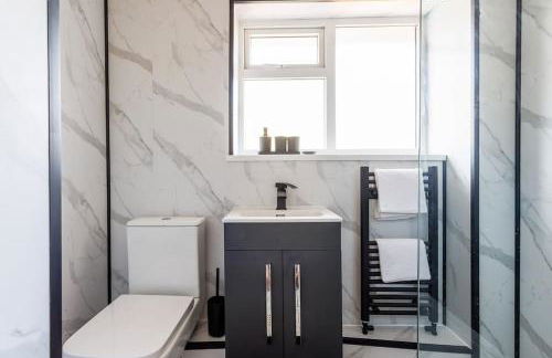 2 Bedroom House in Seaham - Driveway Parking - Photo 21