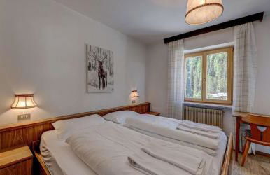 Cesa Elena - Foto 25