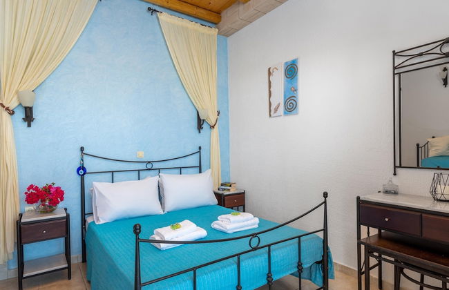 Agnanti Beach Studios - Photo 4