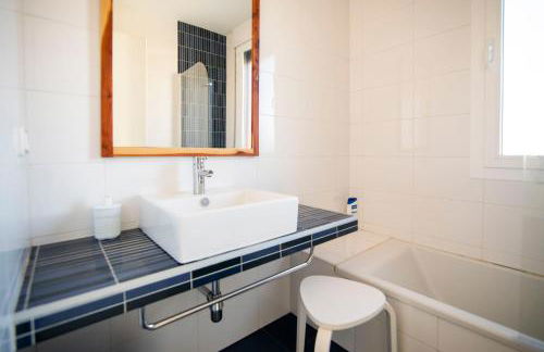 La Ren Lecrés casa piscina jardin y barbacoa - Photo 31