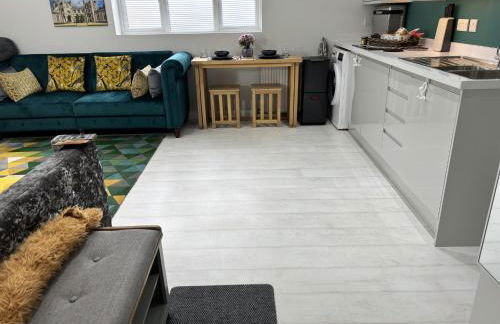 Entire guest suite in Highcliffe Dorset - Photo 17