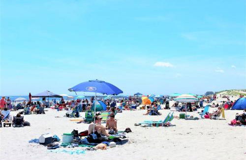 Newly Renovated Private Balcony Steps to Beach - Foto 24