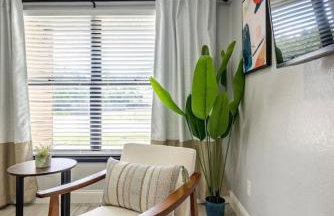 Large 2 bedroom with King bed and Patio - Foto 21