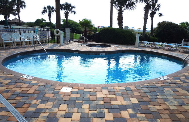 Schooner II Beach and Racquet Club - Photo 20