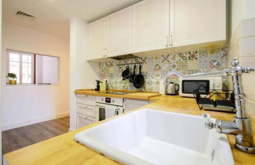 Colorful With Cozy Terrace In Gracia - Photo 21