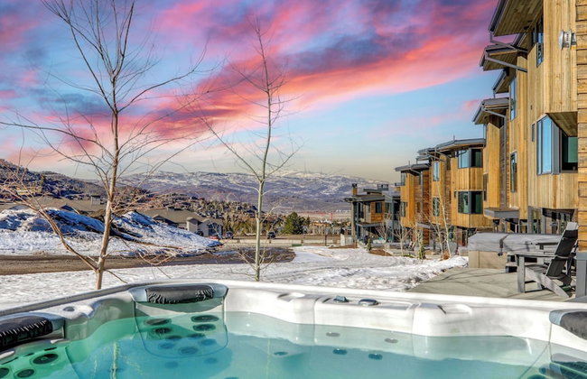 The Ridge at Canyons Village by Avantstay Stunning Slope-side Condo w/ Hot Tub - Foto 3