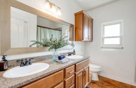 The Outlook - Spa and deck views of Hill Country - Foto 95