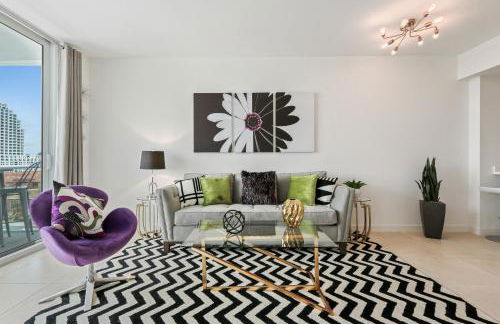 Tiffany Sage - Rooftop Pool, Gym, & Walk to Beach - Foto 12