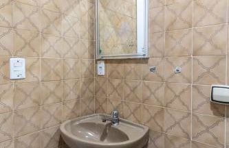 Casa Lindíssima e Espaçosa com 2 Piscinas - Adulto e Infantil, Perto da Praia, Opção da Piscina Adulto Aquecida Cobrado à Parte, 4 Quartos Frente as Piscinas, Área Gourmet Completa com Churrasqueira, Forno e Fogão a Lenha, Mesa de Bilhar, Lareira na Sala - Photo 36