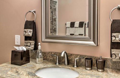 Waterfront NOLA Villa 23 Mi to French Quarter! - Foto 20