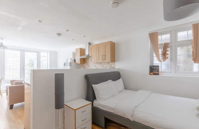 Studio W/private Patio Heart of Brixton, London! - Foto 4