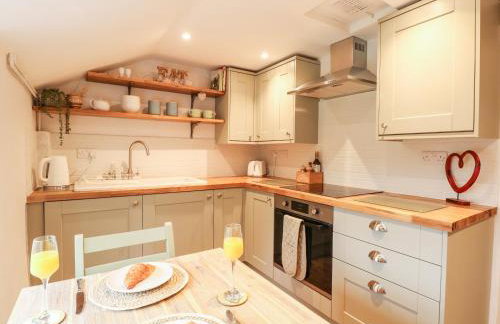 Holly Cottage - Photo 10