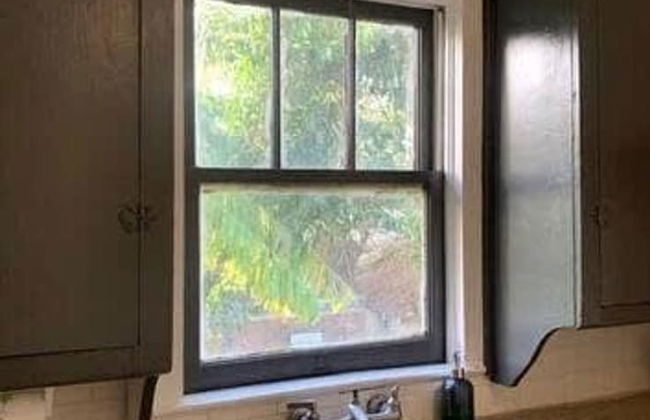 Corporate Comfort in Freetown - Port Rico Spacious Homes for Work Crews - Photo 16