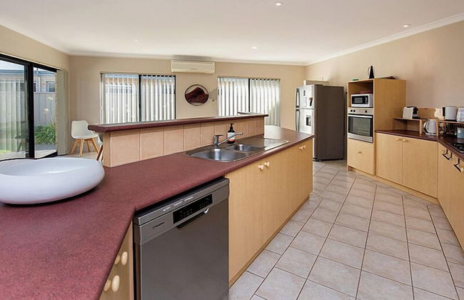 Golden Summers in Dunsborough - Photo 8