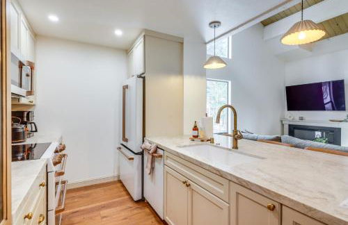 8 Mi to Northstar Slopes Tahoe Gem with Fireplace - Foto 8