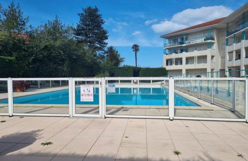 Appartement du golf terrasse piscine tout à pied - Foto 11