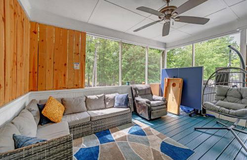 Firepit Games Grill Hot Tub Arcade & King Bed - Photo 65