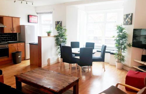 1 Fitzhamon Embankment APARTMENTS opposite Principality Stadium - LONG STAY OFFER - Foto 7