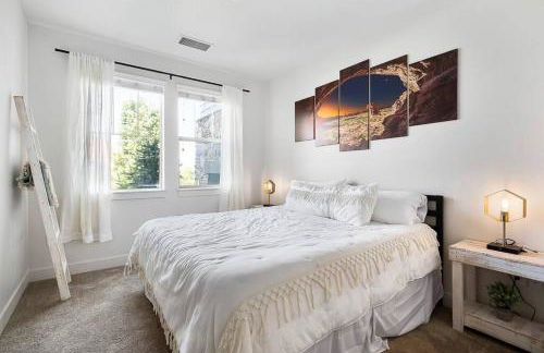 Bee Chic in SoJo w/hot tub+gym+local ski slopes - Foto 8