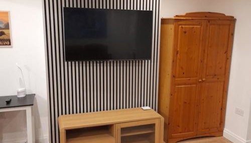 Modern 1-Bed Flat in Dover - Photo 5