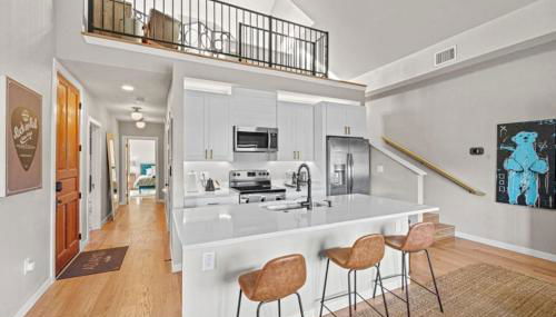 Designer Home, Walk to River - Foto 4