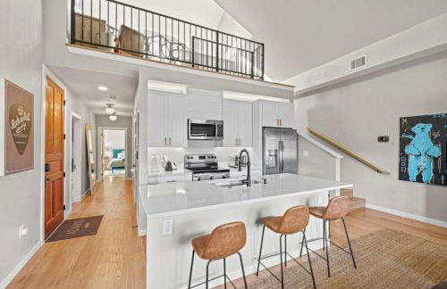 Designer Home, Walk to River - Foto 4