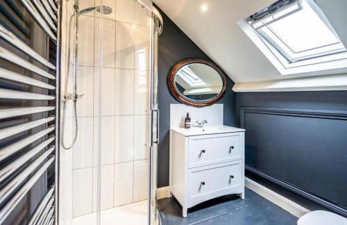 42 is the Answer- Stunning York townhouse appearing on TV Holiday Home Show - Foto 27